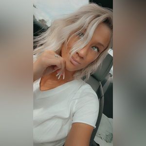 Meet your Posher, Casey